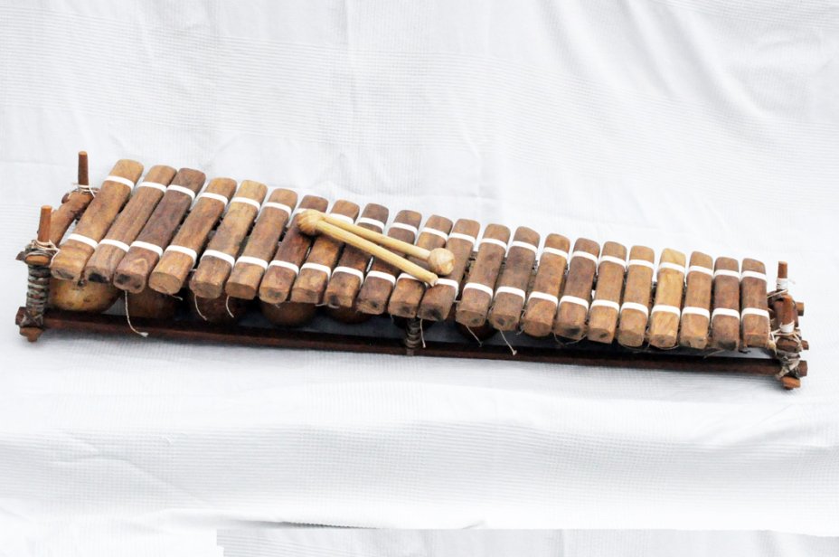 Diatonic Burkina Faso balafon 22 keys