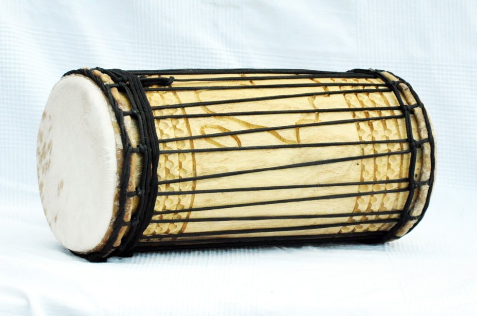 Melina traditional mounting kenkeni dunun - Guinea dunun drum