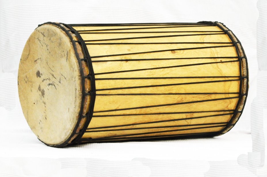 Melina traditional mounting dununba dunun - Guinea dunun drum
