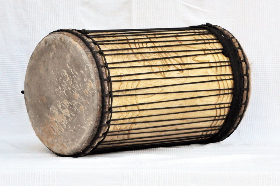 Melina Guinea sangban (traditional mounting)