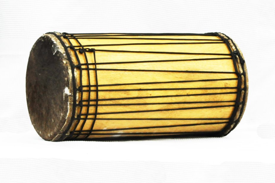 Melina traditional mounting sangban dunun - Guinea dunun drum