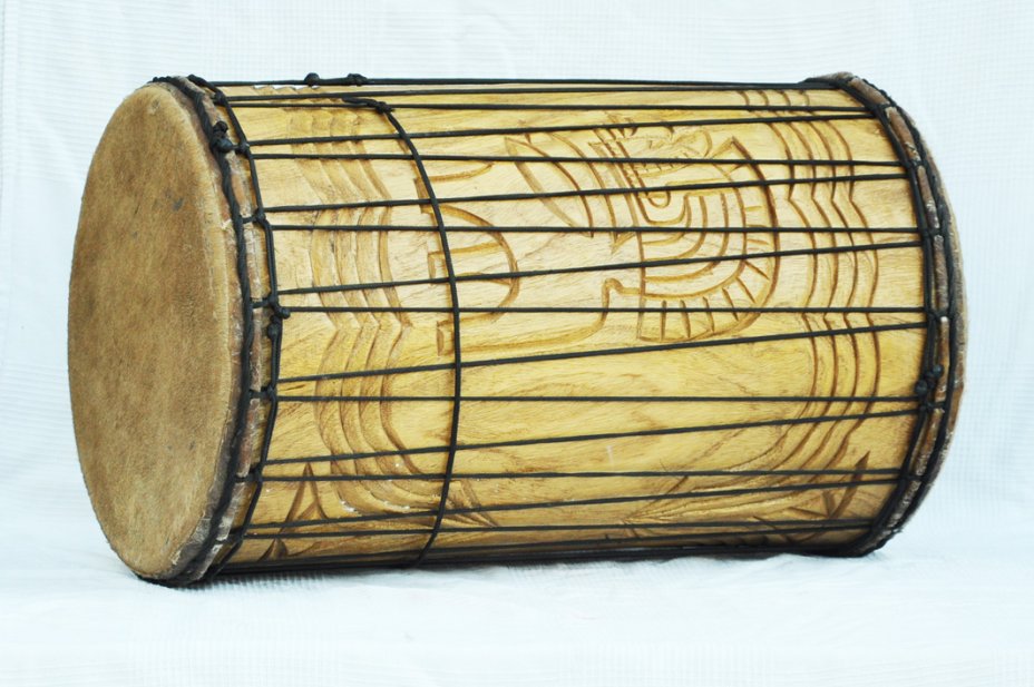 Melina traditional mounting dununba dunun - Guinea dunun drum