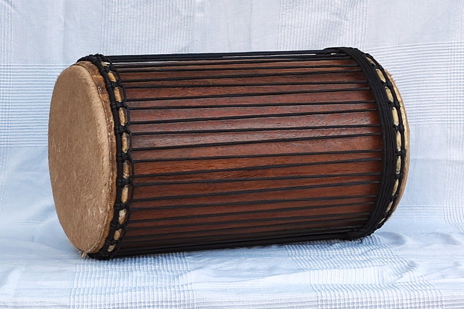 Duki (dugura) Guinea sangban dunun drum 4 irons