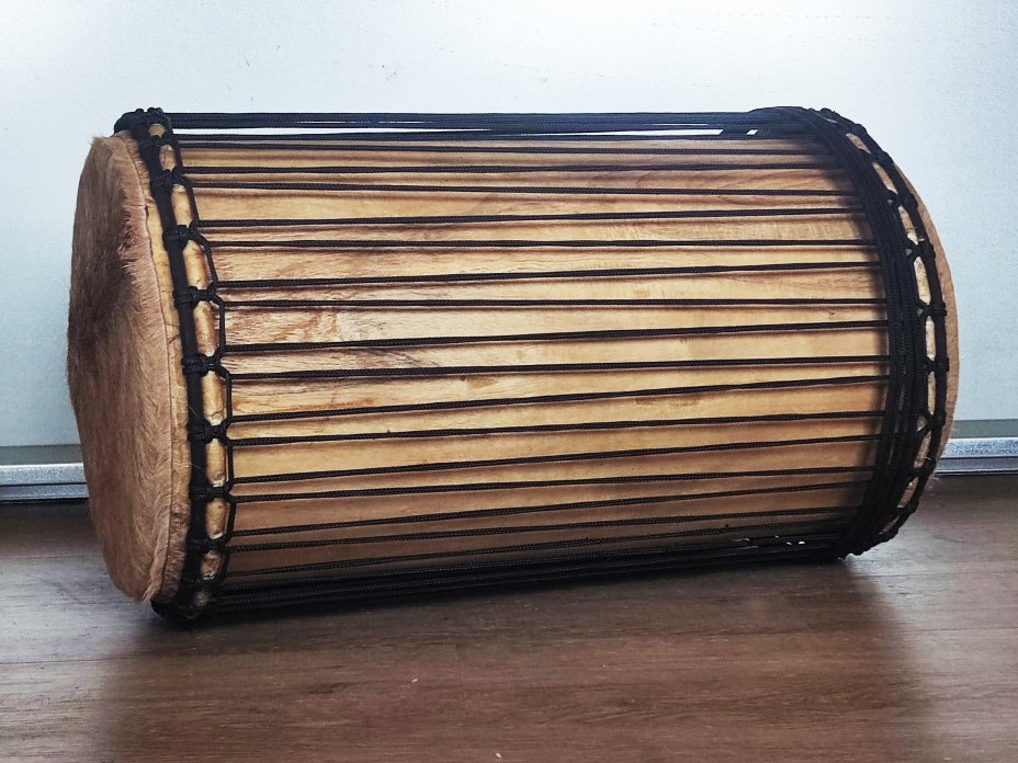 Dundun bass drums - Guinea sangban dunun 4 hoops mounting
