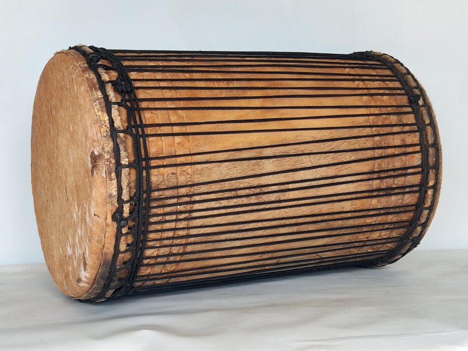 Melina traditional mounting dununba dunun - Guinea dunun drum
