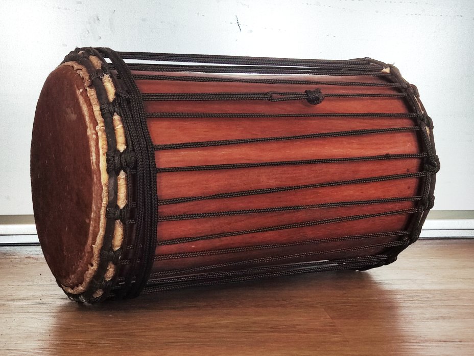 Dundun bass drums - Mali kenkeni dunun