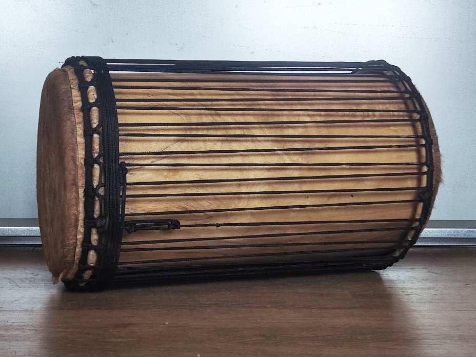 Dundun bass drums - Guinea sangban dunun 4 hoops mounting