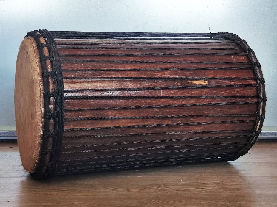 Dundun bass drums - Guinea sangban dunun 4 hoops mounting