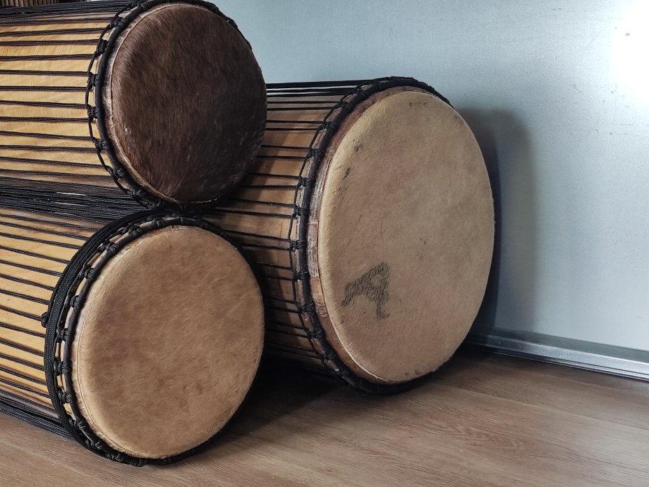 Set of dundun bass drums - Guinea dunun set